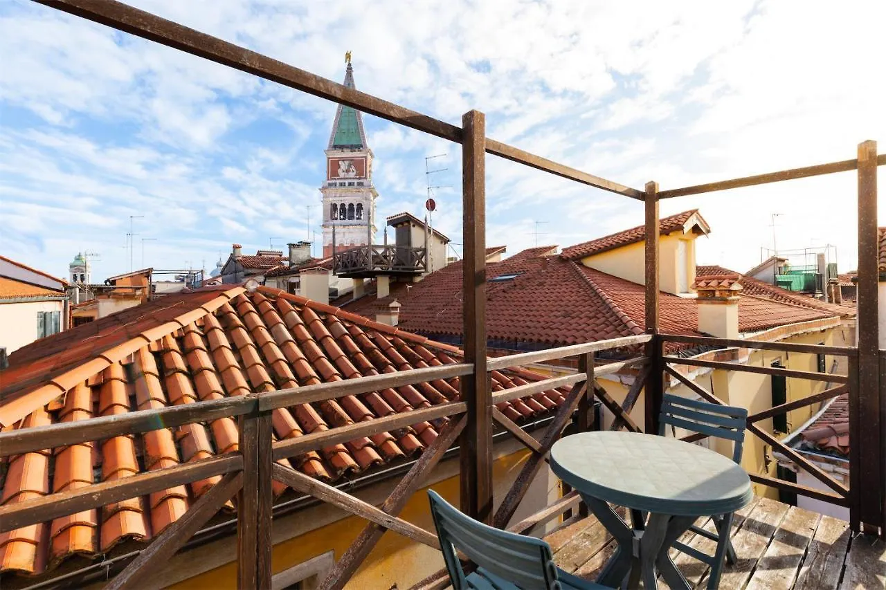 Bed & Breakfast Bed and Breakfast Lanterna Di Marco Polo Benátky