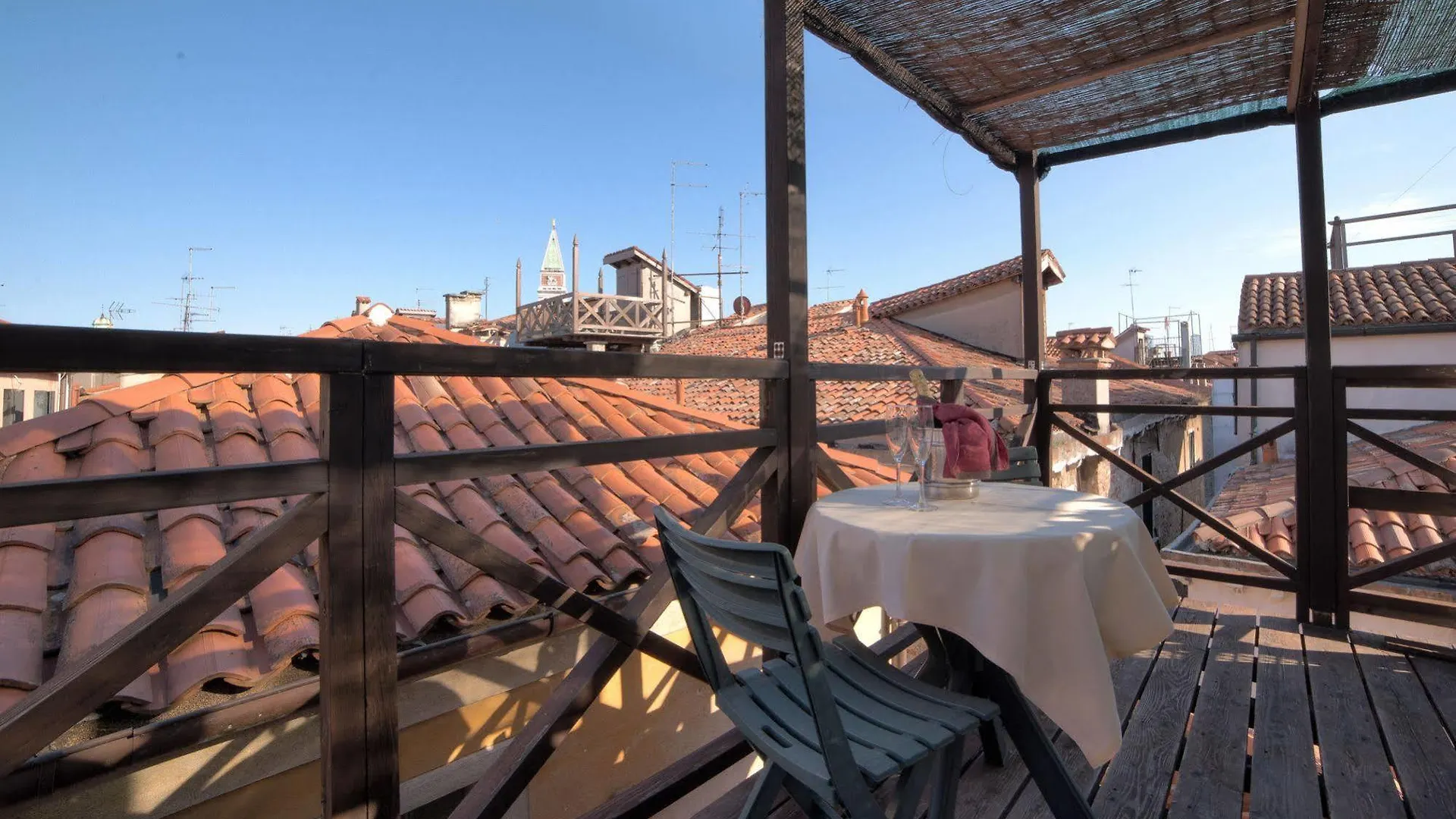 Lanterna Di Marco Polo Bed & Breakfast Venice 3*,  Italy